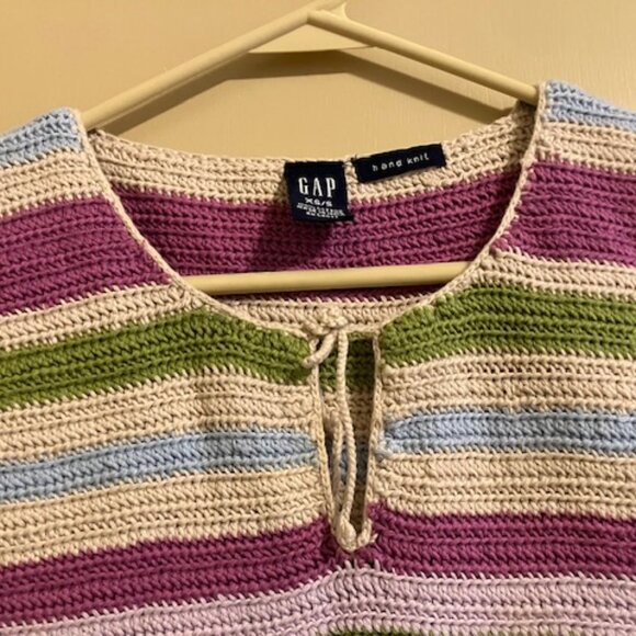 Colorblock Crochet Top with Strings - Picture 2 of 4